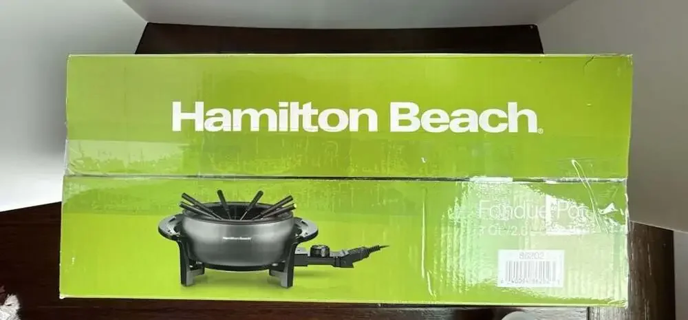 Hamilton Beach 3 Qt / 2.8 Liter Fondue Pot with Temp Control (Model 86202)